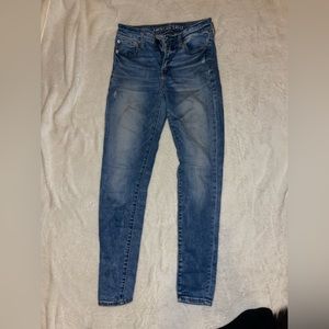 American Eagle High Rise Jeans!